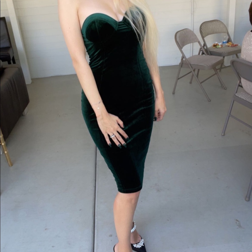 Emerald Green Velvet Midi Dress